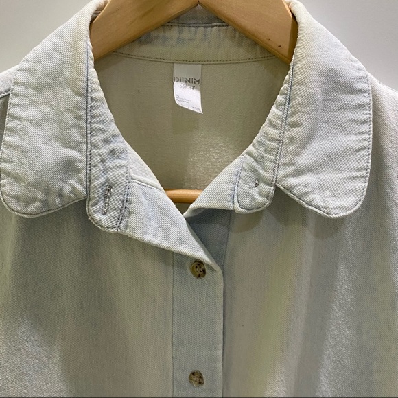 American Apparel 100% Cotton Light Denim Sleeveless Cropped Button-Down Tank Top - Picture 3 of 8